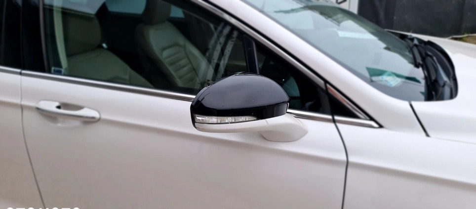 Ford Fusion cena 79900 przebieg: 130750, rok produkcji 2017 z Września małe 781